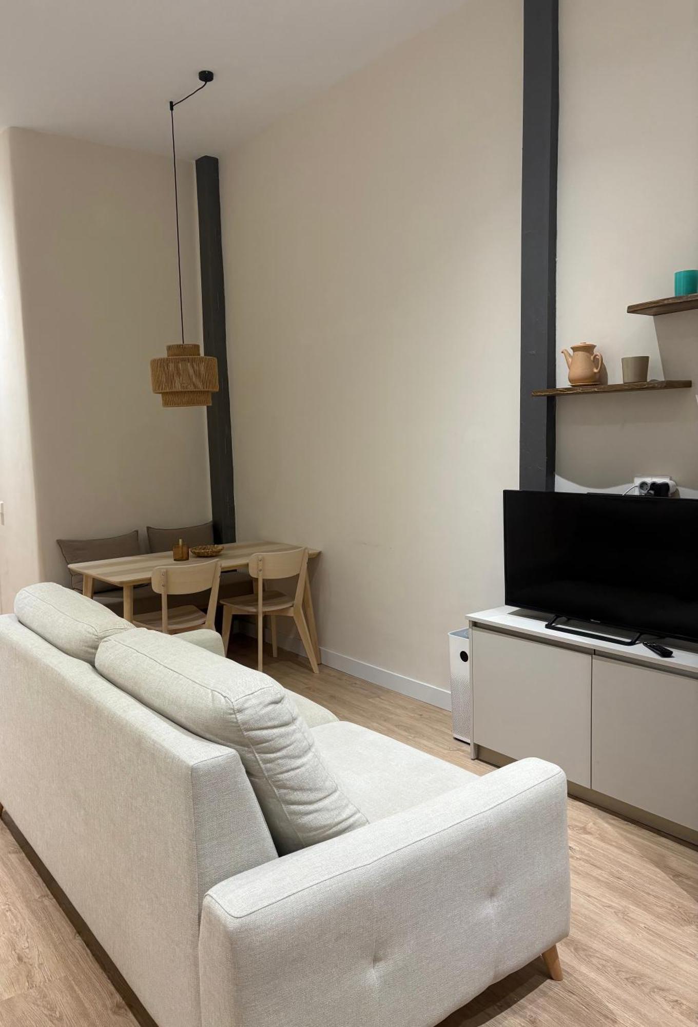 Apartamento Premium En Plaza Mina Minimalismo Y Confort A Pasos Del Mar Cádiz Buitenkant foto